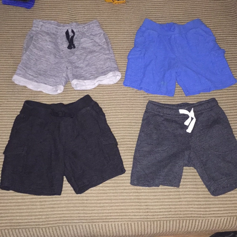Cotton shorts bundle. 4t.